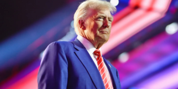 Trump contempla ataques terrestres contra cárteles del narcotráfico