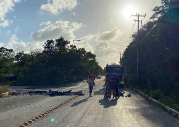 Tramos del Arco Vial de Cancún permanecen a oscuras por meses, agravando riesgos viales y de inseguridad