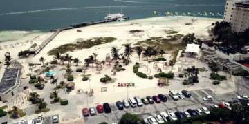 Playa Langosta: turismo ocupa cajones y deja fuera a ciudadanos