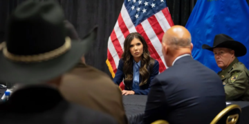 Caída de Noem desata escándalo por gastos públicos