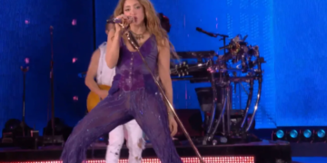 ¡Histórico! Shakira reúne 400 mil almas en el Zócalo y rompe récord con su manada mexicana