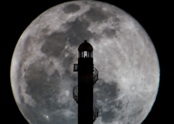 Luna Rosa iluminará el cielo esta noche y muchos harán rituales energéticos