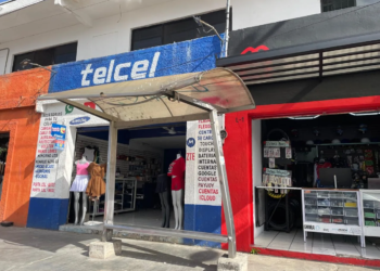 Mantienen concesión de paraderos en Cancún pese a abandono; no habrá sanciones a empresa