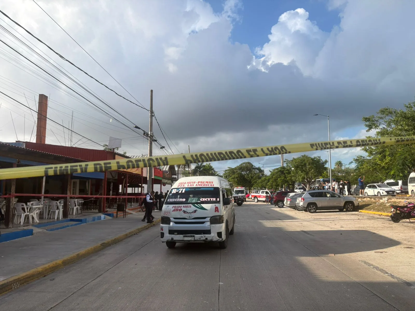 Explosión en heladería del centro de Cancún deja herido grave
