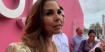 Gobierno de Quintana Roo atiende a turistas varados por cancelaciones de Magnicharters en Cancún