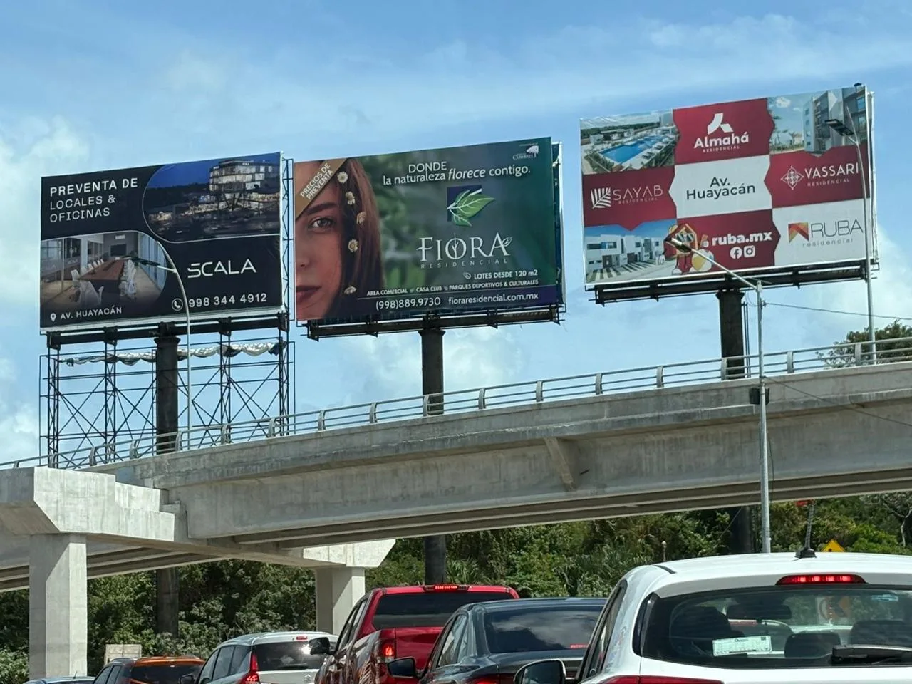 Retirarán anuncios espectaculares en puente Nichupté de Cancún