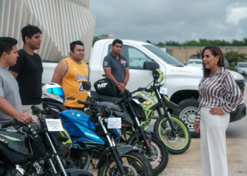 Recuperan vehículos robados y los devuelven en Cancún