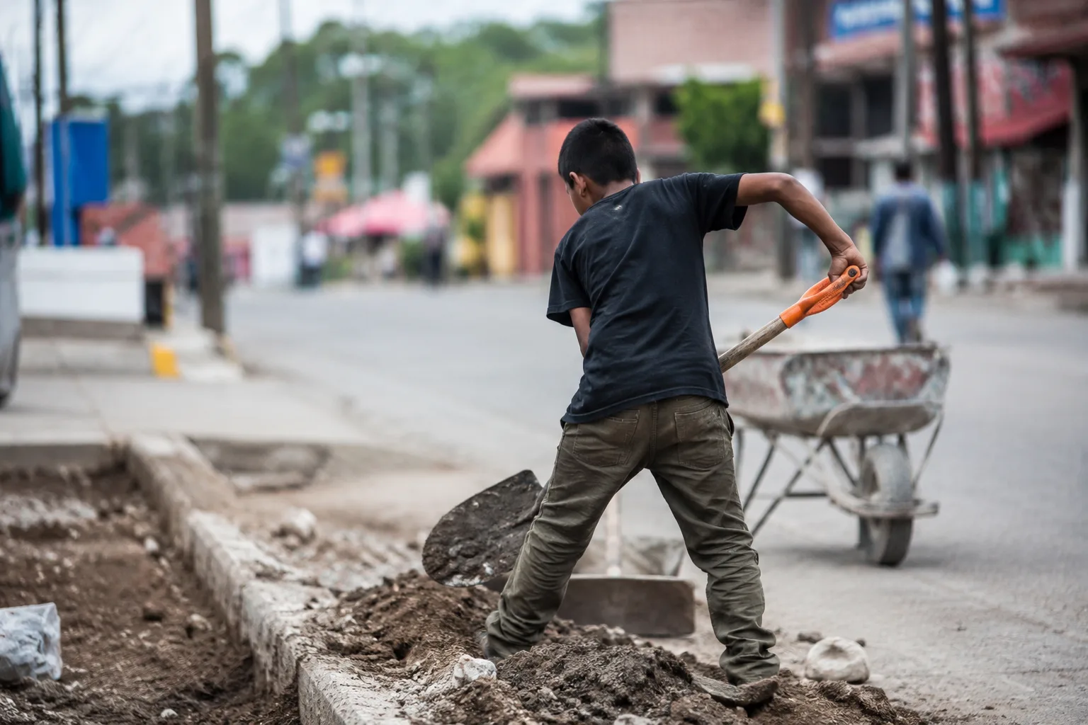 Más de 27 mil menores trabajan: Día Mundial contra el Trabajo Infantil
