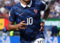 Mbappé comanda a Francia y manda a casa a Suecia