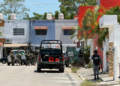 Aseguran vivienda en Cancún por investigación de presunto narcomenudeo