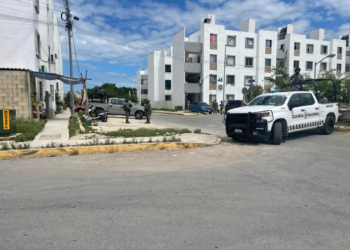 Catean departamento en Paseo Kusamil por investigación de narcomenudeo